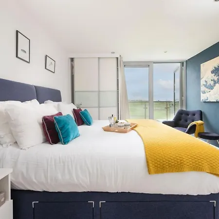 Penthouse 53 Zinc - Sleeps 8 *