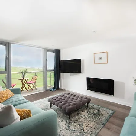 Penthouse 53 Zinc - Sleeps 8